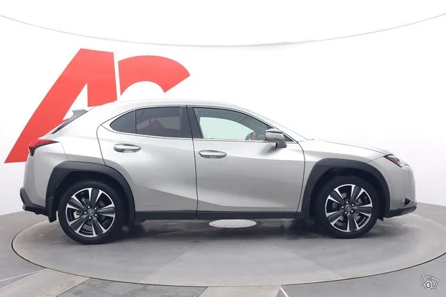 Lexus UX 250h Comfort Technology Plus Edition - / Keyless /  Image 6