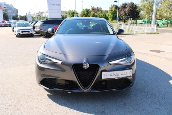 Alfa Romeo Giulia 2.2 Mjt SUPER AUTOMATIK *NAVIGACIJA,KAMERA Image 2