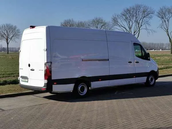 Mercedes-Benz Sprinter 314 L3H2 Maxi LED AUT Image 3